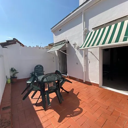 Apartamentos Mitus Canet De Mar Exterior foto