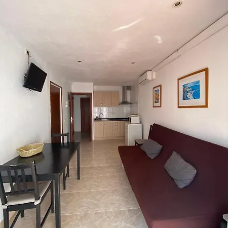 Apartamentos Mitus Canet De Mar Exterior foto