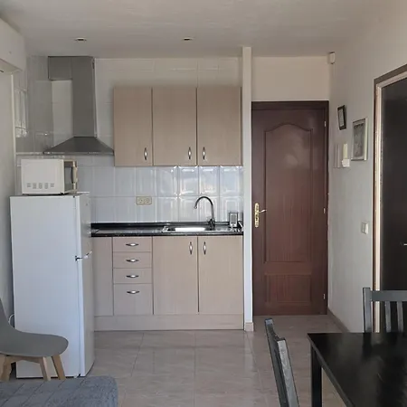 Apartamentos Mitus Canet De Mar Exterior foto