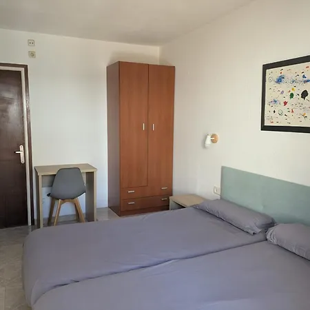 Apartamentos Mitus Canet De Mar Exterior foto