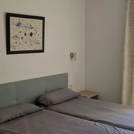 Apartamentos Mitus Canet De Mar Exterior foto